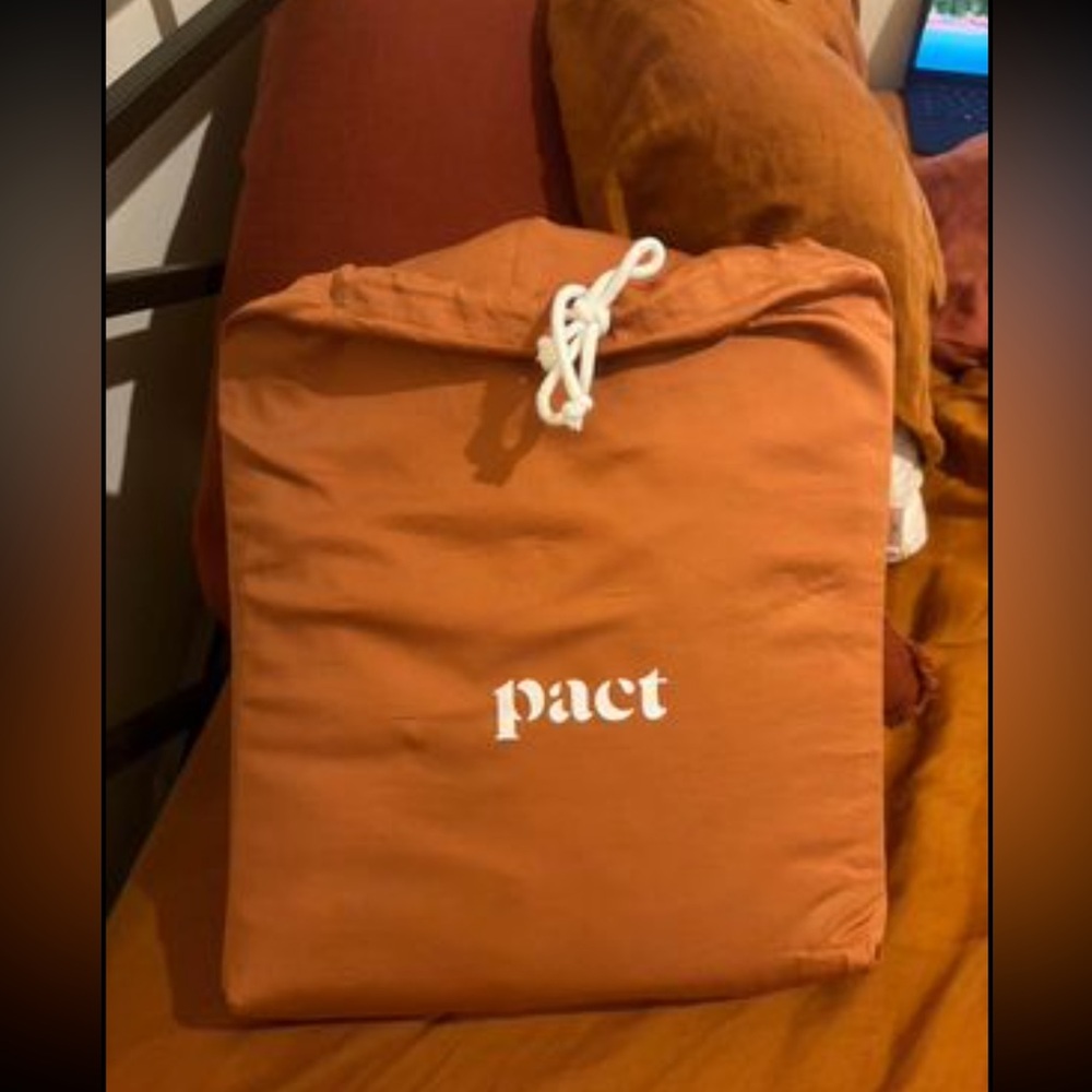 NEW Pact Full Size Sheet Set